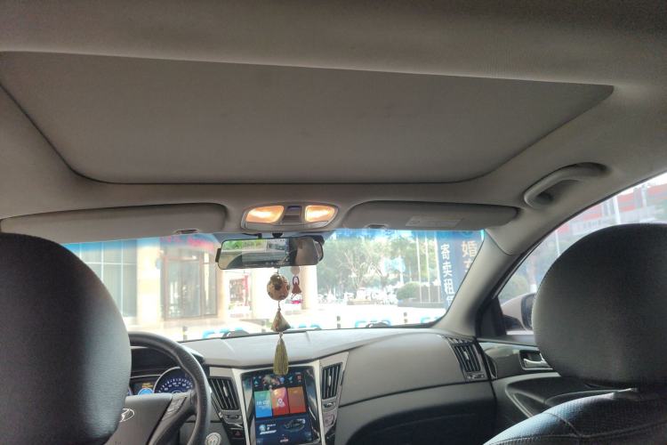 Used Hyundai Sonata 2014 2.0L Automatic Luxury Edition Headliner