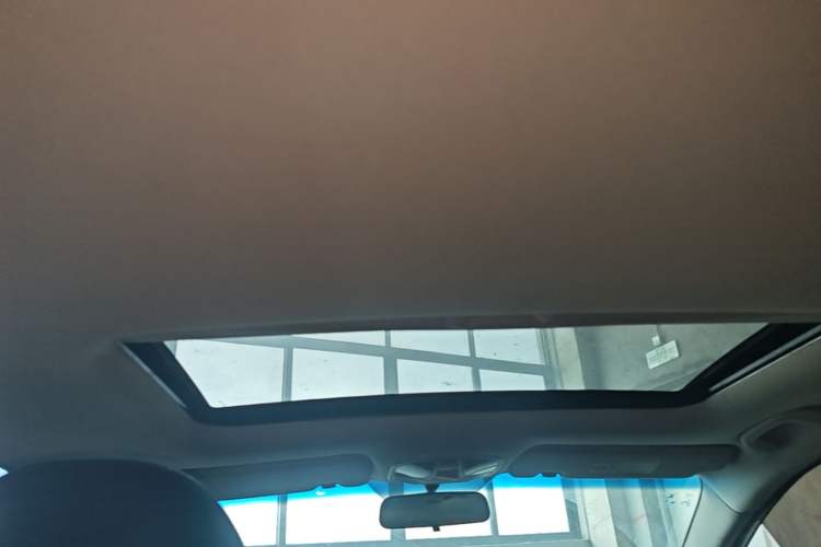 Used Hyundai Sonata 2014 2.4L Automatic Leading Edition China V Standard Headliner