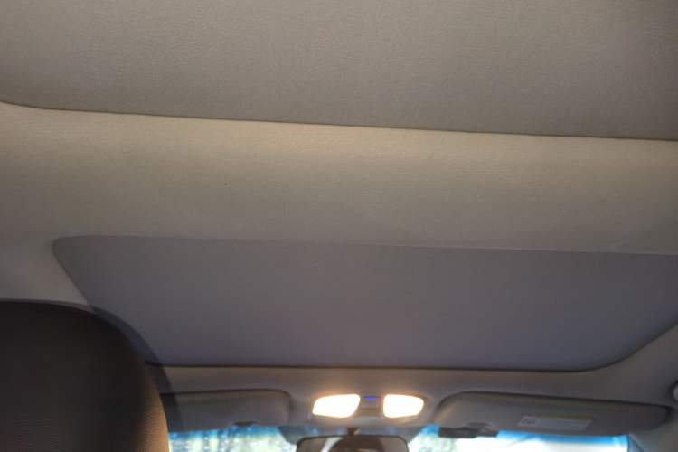 Used Hyundai Sonata 2014 2.4L Automatic Leading Edition China IV Standard Headliner