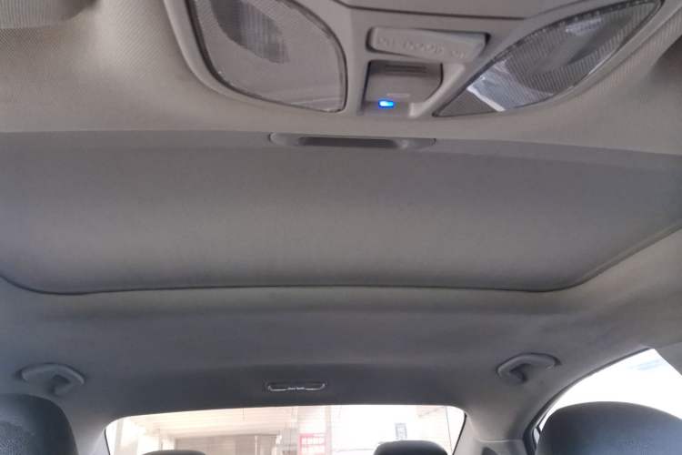 Used Hyundai Sonata 2014 2.0L Automatic Luxury Edition Headliner