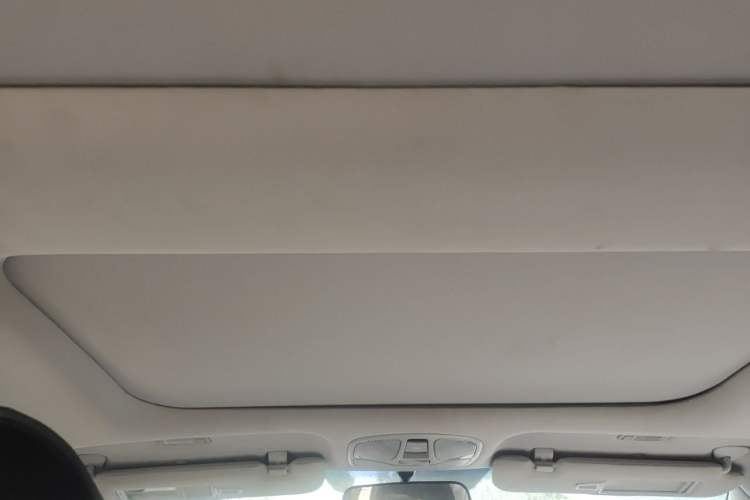 Used Hyundai Sonata 2014 2.4L Automatic Leading Edition China IV Standard Headliner
