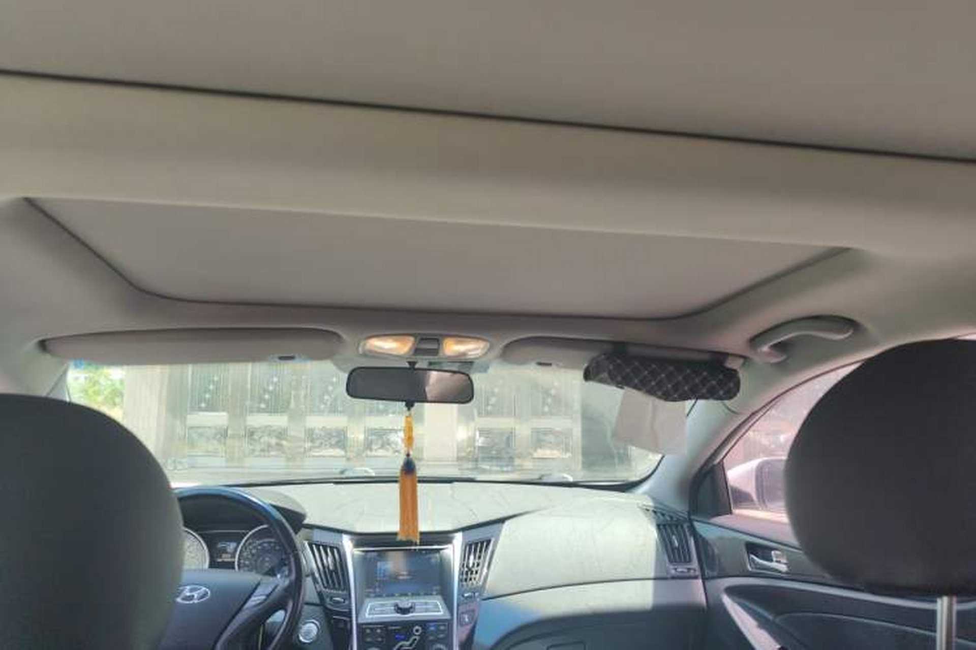 Used Hyundai Sonata 2014 2.0L Automatic Luxury Edition Headliner