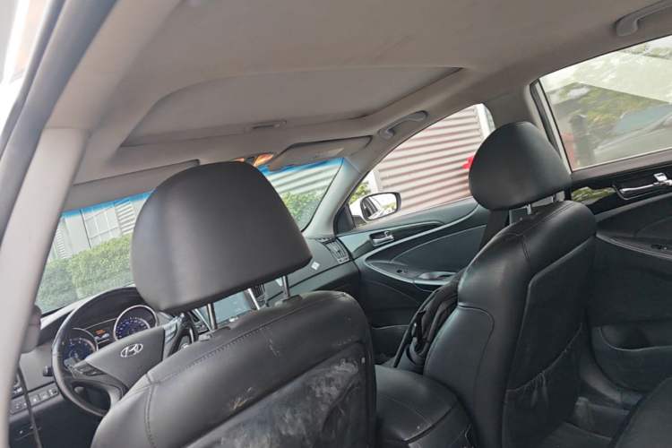 Used Hyundai Sonata 2014 2.0L Automatic Luxury Edition Headliner