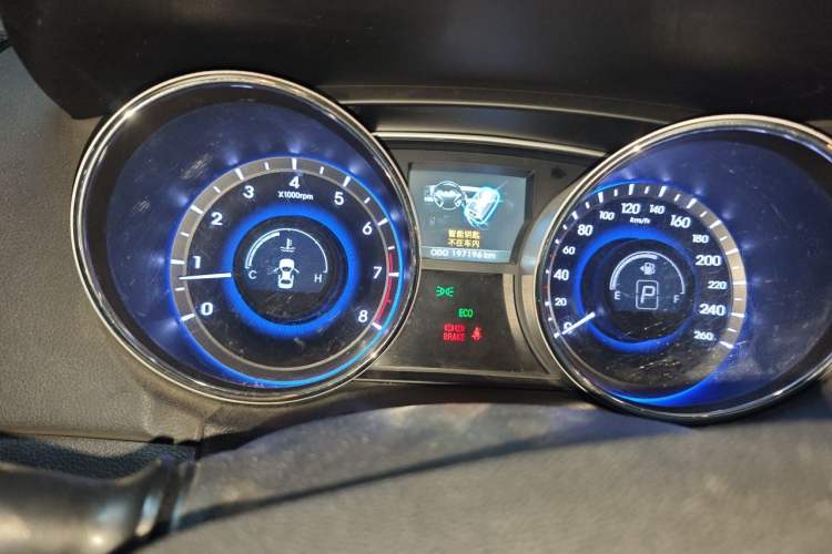 Used Hyundai Sonata 2014 2.4L Automatic Luxury Version China IV Standard Instrument Cluster