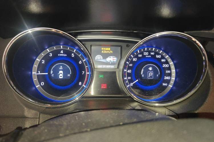 Used Hyundai Sonata 2014 2.4L Automatic Luxury Version China V Standard Instrument Cluster