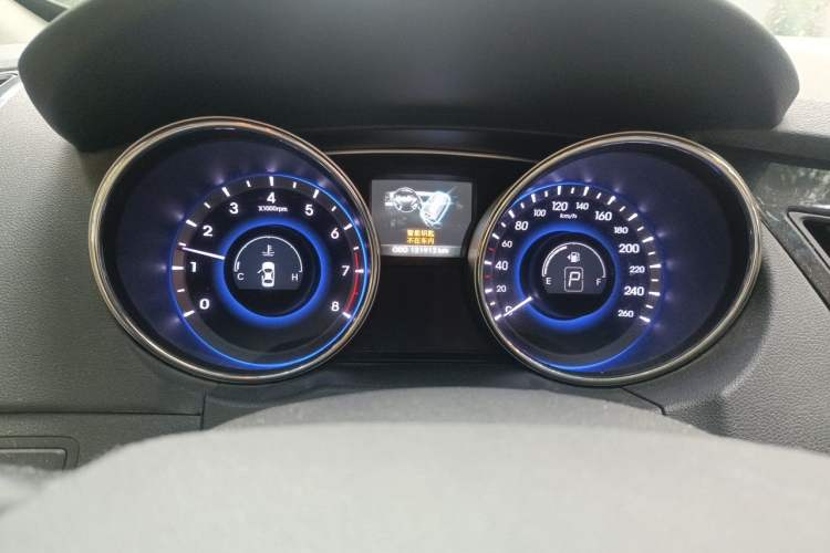 Used Hyundai Sonata 2014 2.4L Automatic Luxury Version China IV Standard Instrument Cluster