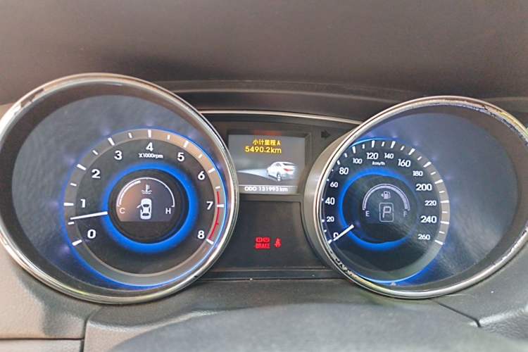Used Hyundai Sonata 2014 2.4L Automatic Luxury Version China IV Standard Instrument Cluster