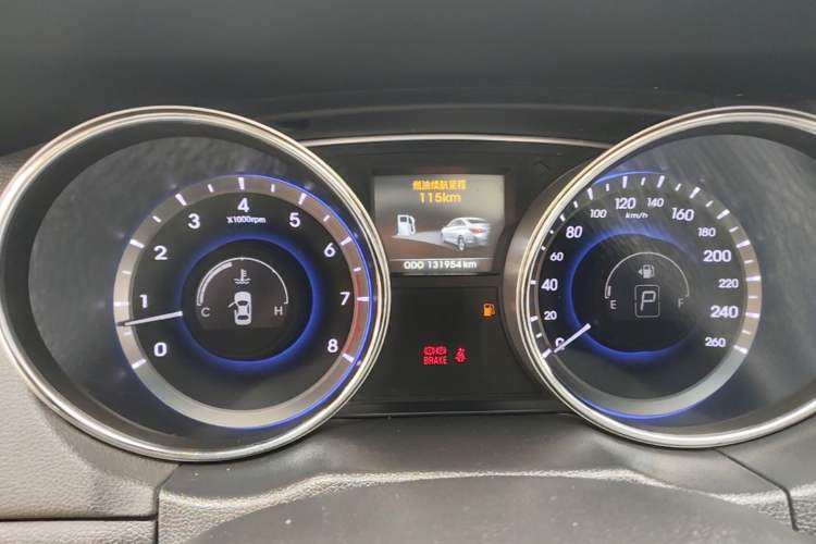 Used Hyundai Sonata 2014 2.4L Automatic Leading Edition China IV Standard Instrument Cluster