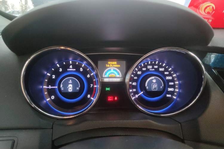 Used Hyundai Sonata 2014 2.4L Automatic Luxury Version China IV Standard Instrument Cluster
