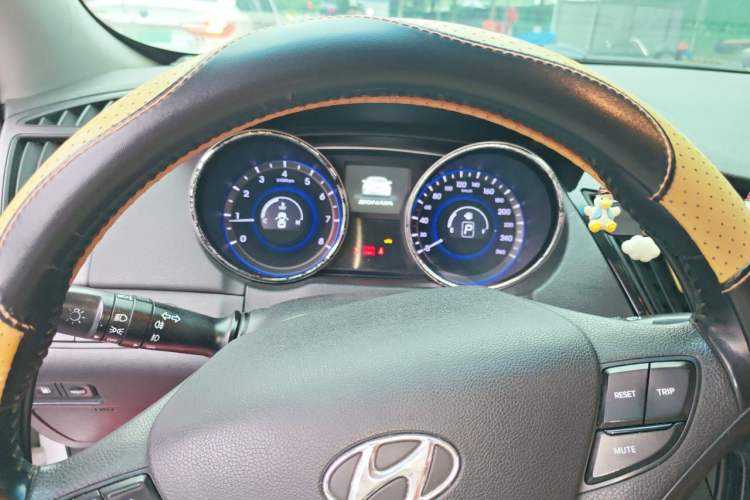 Used Hyundai Sonata 2014 2.0L Automatic Leading Edition Instrument Cluster