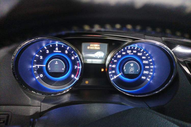 Used Hyundai Sonata 2014 2.0L Automatic Luxury Edition Instrument Cluster