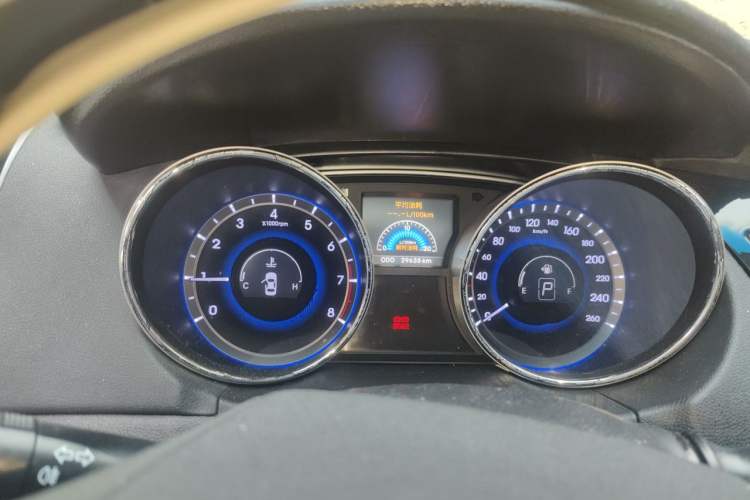 Used Hyundai Sonata 2014 2.4L Automatic Leading Edition China IV Standard Instrument Cluster