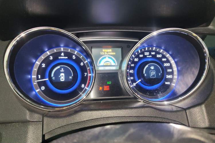 Used Hyundai Sonata 2014 2.4L Automatic Luxury Version China IV Standard Instrument Cluster