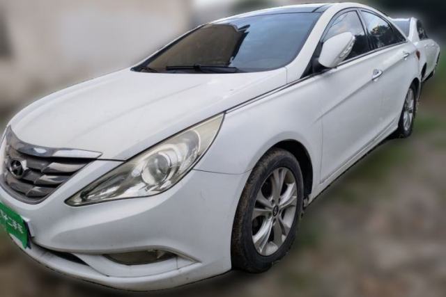 Ojetý Hyundai Sonata 2014 2.0L Automatic Luxury Edition