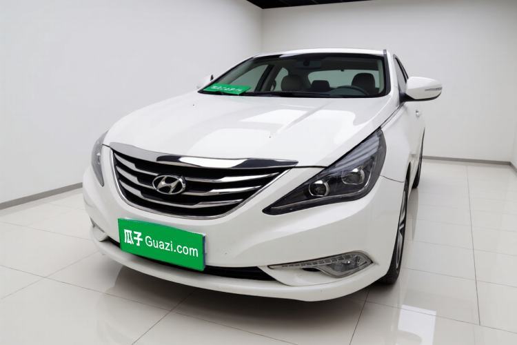 Used Hyundai Sonata 2014 2.0L Automatic Luxury Edition Guazi used car, China used car export, Used car for sale, Used  cars, Cheapest cars for sale