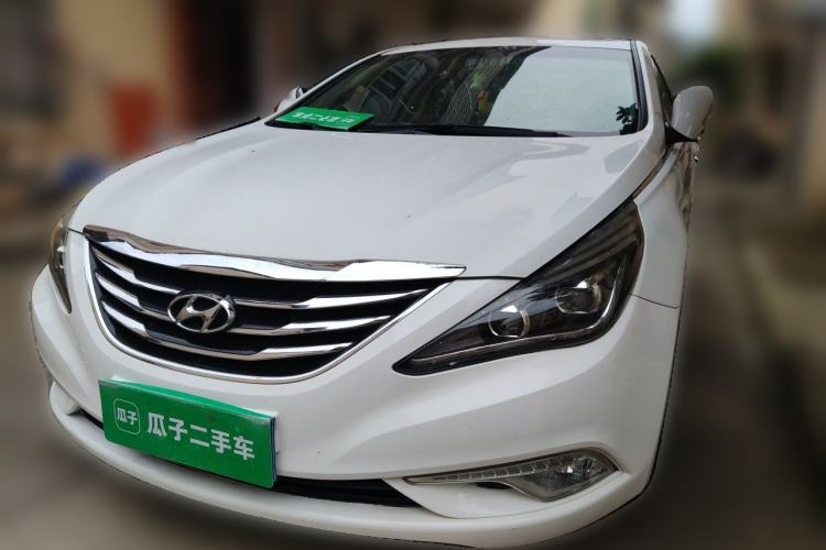 Used Hyundai Sonata 2014 2.0L Automatic Luxury Edition Guazi used car, China used car export, Used car for sale, Used  cars, Cheapest cars for sale