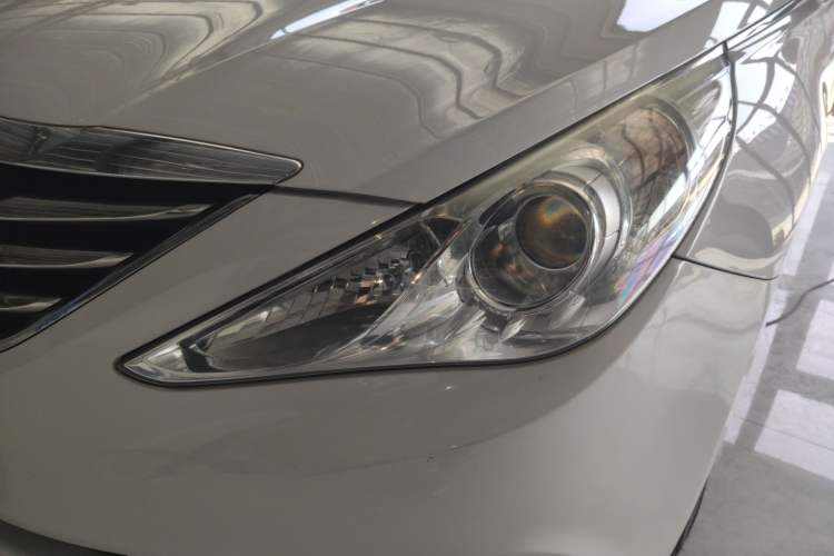 Used Hyundai Sonata 2014 2.0L Automatic Luxury Edition Left Front Headlight