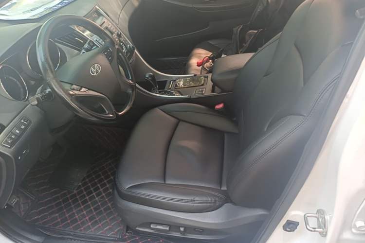 Used Hyundai Sonata 2014 2.0L Automatic Luxury Edition Left Front Seat