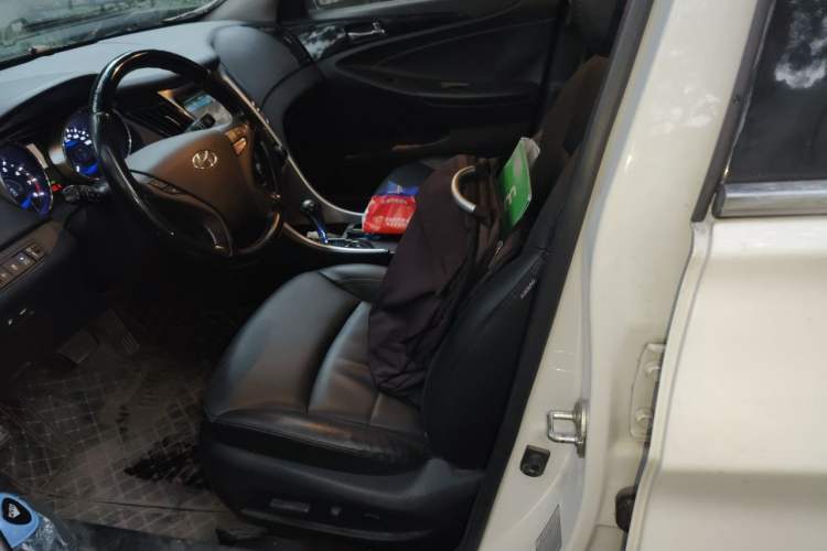 Used Hyundai Sonata 2014 2.4L Automatic Leading Edition China IV Standard Left Front Seat