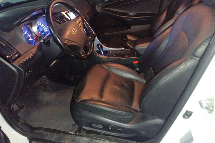 Used Hyundai Sonata 2014 2.0L Automatic Prestige Edition Left Front Seat