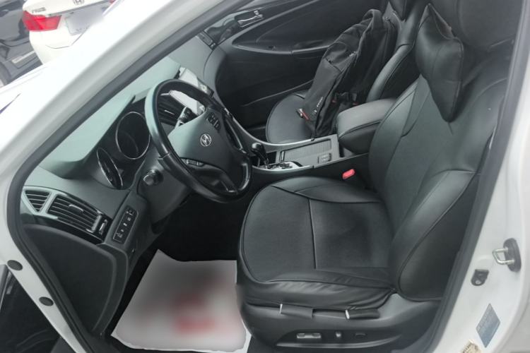 Used Hyundai Sonata 2014 2.0L Automatic Prestige Edition Left Front Seat