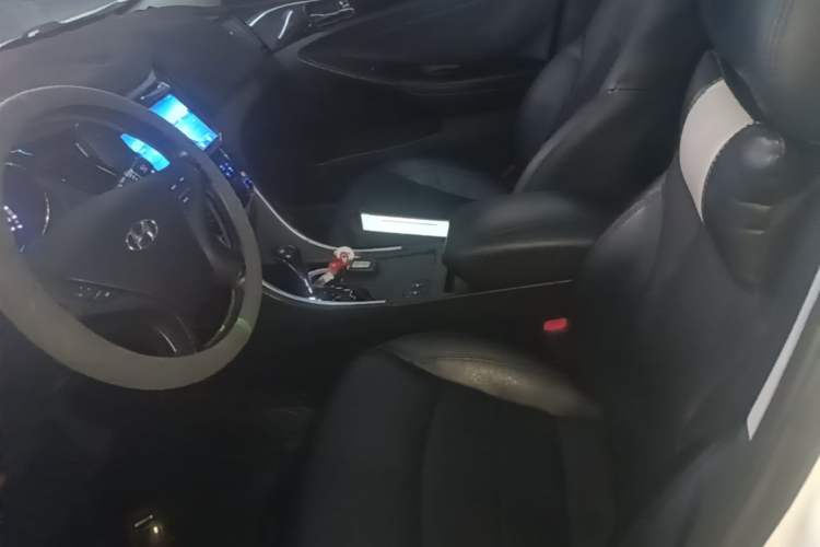 Used Hyundai Sonata 2014 2.0L Automatic Luxury Edition Left Front Seat