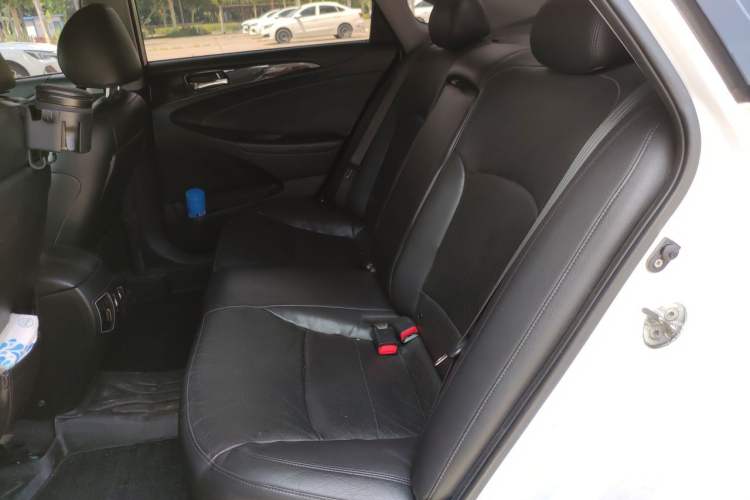 Used Hyundai Sonata 2014 2.0L Automatic Luxury Edition Left Rear Seat