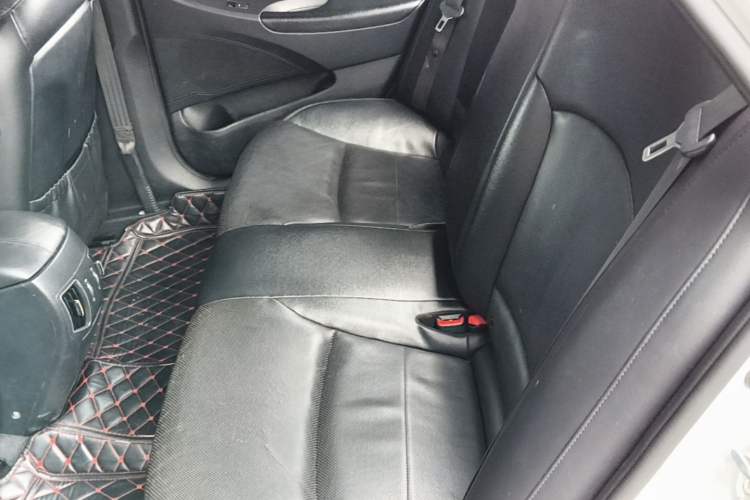 Used Hyundai Sonata 2014 2.0L Automatic Luxury Edition Left Rear Seat