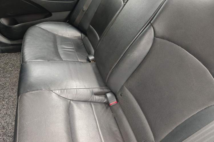 Used Hyundai Sonata 2014 2.0L Automatic Luxury Edition Left Rear Seat