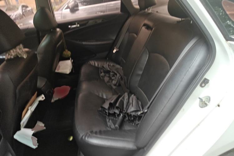 Used Hyundai Sonata 2014 2.4L Automatic Leading Edition China IV Standard Left Rear Seat