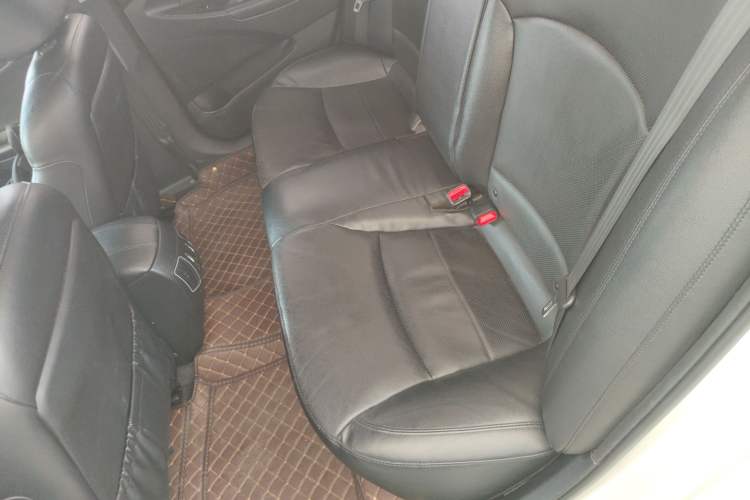 Used Hyundai Sonata 2014 2.0L Automatic Luxury Edition Left Rear Seat