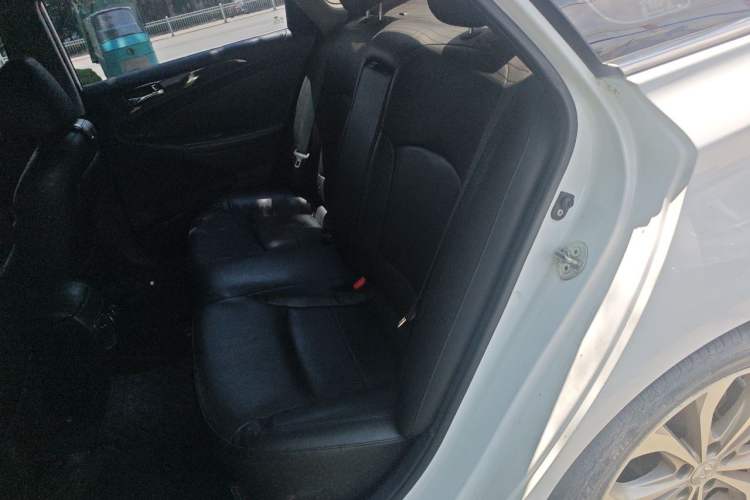 Used Hyundai Sonata 2014 2.0L Automatic Prestige Edition Left Rear Seat