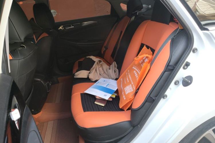 Used Hyundai Sonata 2014 2.4L Automatic Leading Edition China IV Standard Left Rear Seat