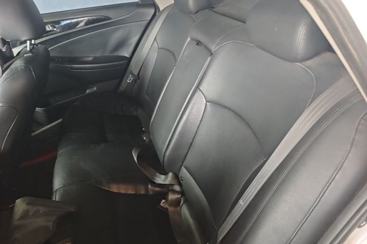 Used Hyundai Sonata 2014 2.4L Automatic Leading Edition China V Standard Left Rear Seat