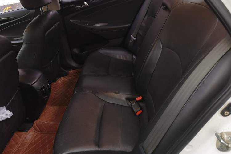 Used Hyundai Sonata 2014 2.4L Automatic Leading Edition China IV Standard Left Rear Seat