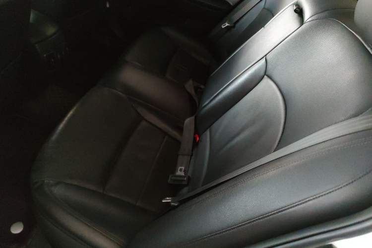 Used Hyundai Sonata 2014 2.4L Automatic Leading Edition China IV Standard Left Rear Seat