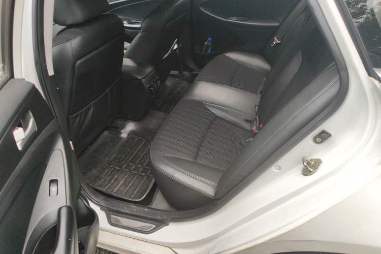 Used Hyundai Sonata 2014 2.0L Automatic Leading Edition Left Rear Seat