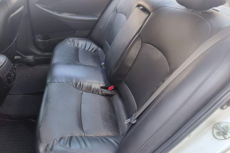 Used Hyundai Sonata 2014 2.0L Automatic Prestige Edition Left Rear Seat