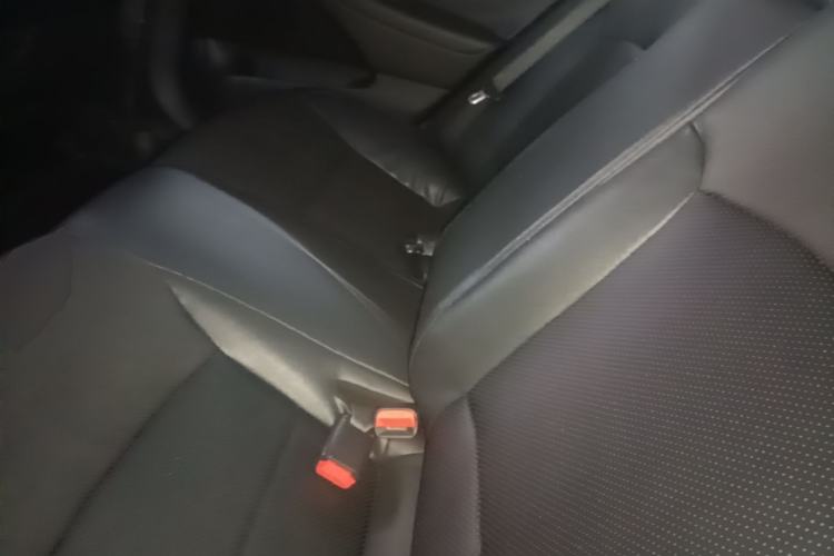 Used Hyundai Sonata 2014 2.0L Automatic Luxury Edition Left Rear Seat