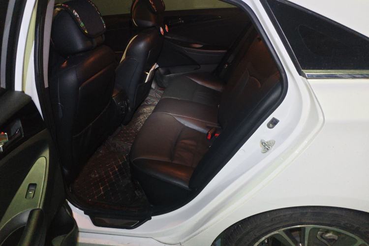 Used Hyundai Sonata 2014 2.4L Automatic Leading Edition China IV Standard Left Rear Seat