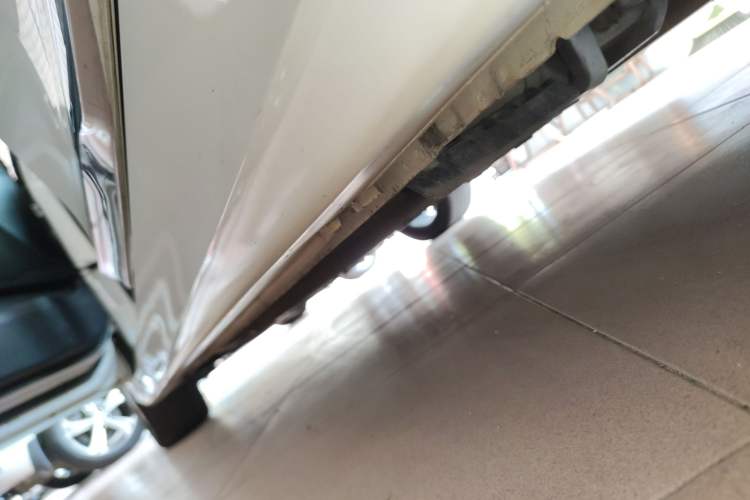 Used Hyundai Sonata 2014 2.4L Automatic Leading Edition China IV Standard Left Side Sill