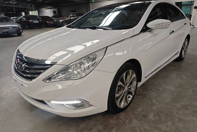 Used Hyundai Sonata 2014 2.4L Automatic Luxury Version China IV Standard