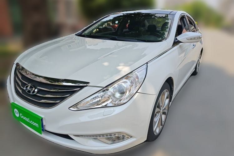 Used Hyundai Sonata 2014 2.4L Automatic Luxury Version China V Standard Guazi used car, China used car export, Used car for sale, Used  cars, Cheapest cars for sale