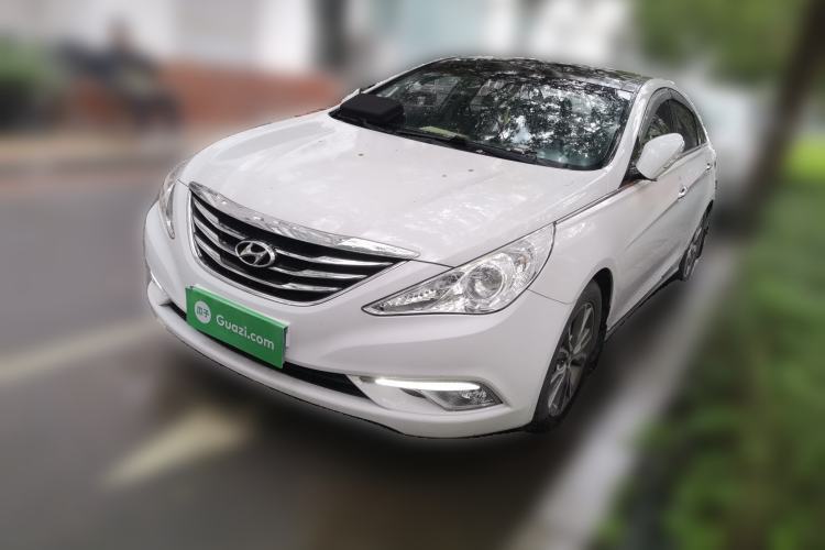 Used Hyundai Sonata 2014 2.4L Automatic Leading Edition China IV Standard Guazi used car, China used car export, Used car for sale, Used cars, Cheapest cars for sale