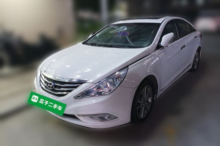 Used Hyundai Sonata 2014 2.0L Automatic Luxury Edition Guazi used car, China used car export, Used car for sale, Used  cars, Cheapest cars for sale