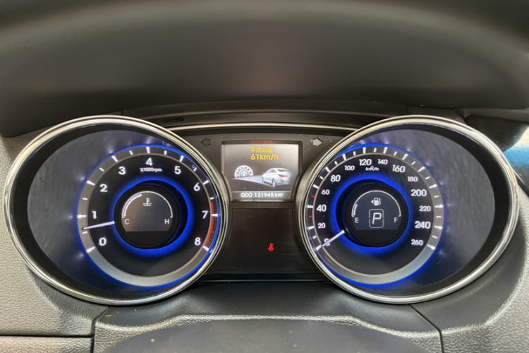 Used Hyundai Sonata 2014 2.4L Automatic Leading Edition China IV Standard Odometer Close Up