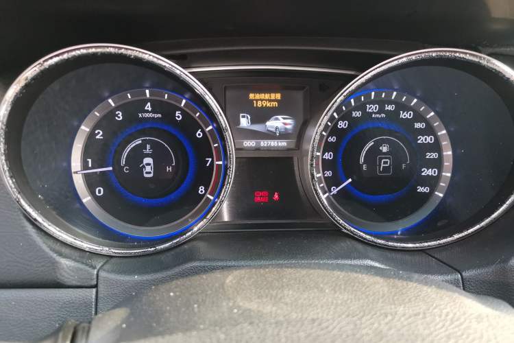 Used Hyundai Sonata 2014 2.4L Automatic Leading Edition China IV Standard Odometer Close Up