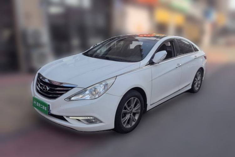 Used Hyundai Sonata 2014 2.4L Automatic Leading Edition China IV Standard Guazi used car, China used car export, Used car for sale, Used  cars, Cheapest cars for sale