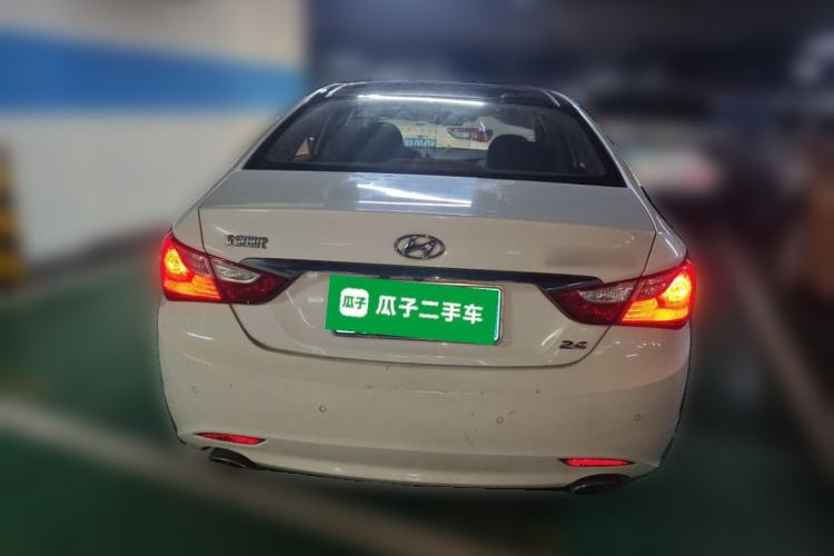 Used Hyundai Sonata 2014 2.4L Automatic Luxury Version China IV Standard Rear