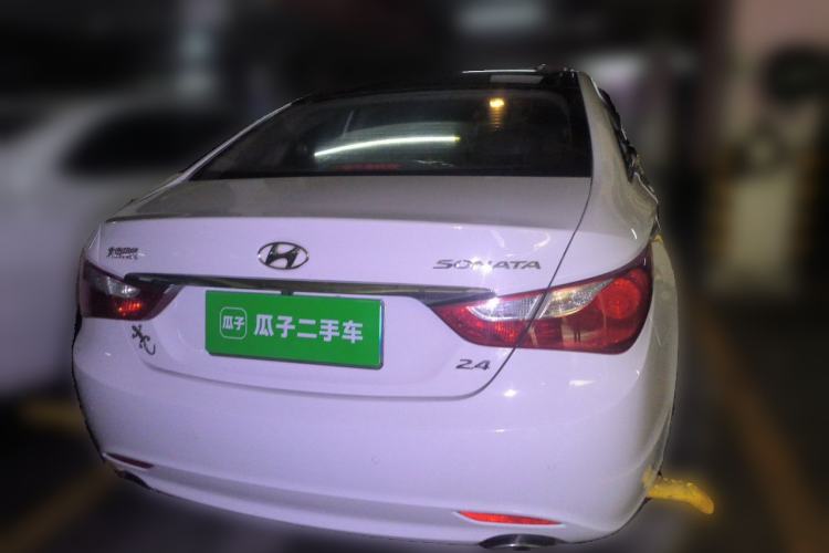 Used Hyundai Sonata 2014 2.4L Automatic Luxury Version China IV Standard Rear